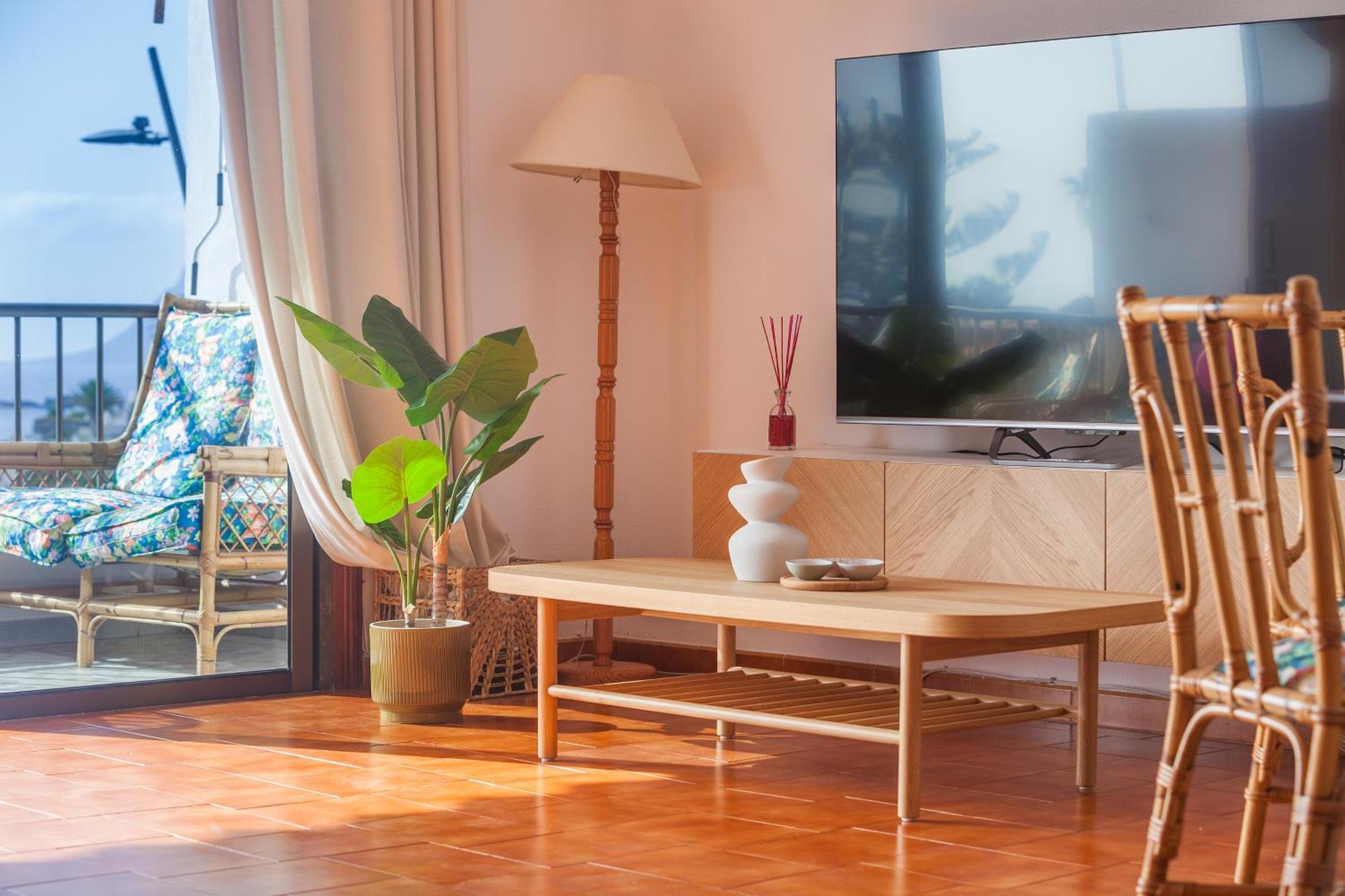 Casa De Franco - Ocean View, Terrace, Balcony, 50M From Playa La Arena, Fibre Net Apartment Puerto de Santiago  Luaran gambar