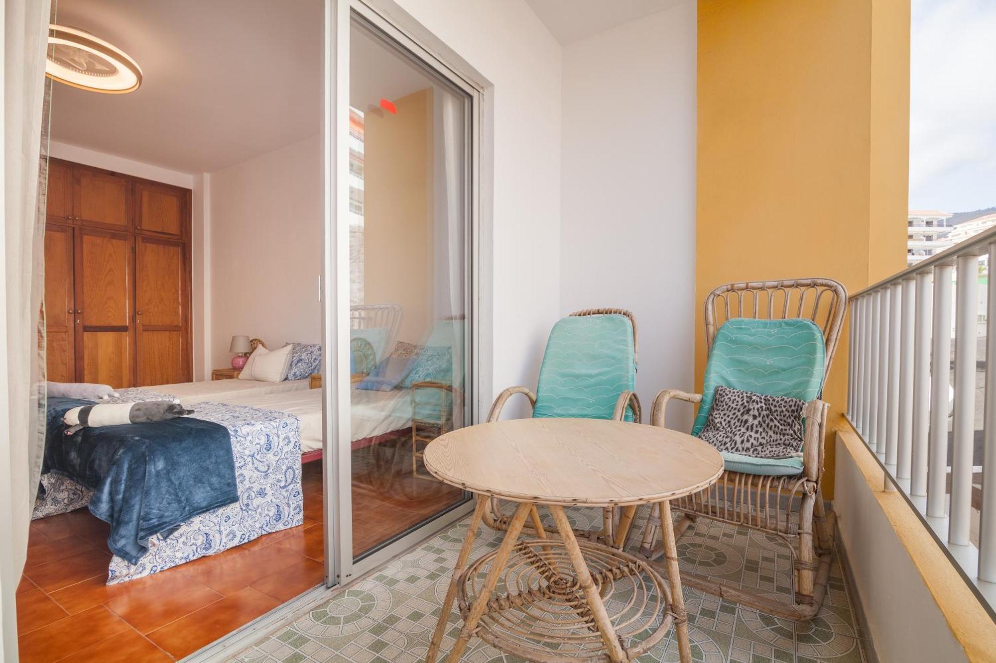 Casa De Franco - Ocean View, Terrace, Balcony, 50M From Playa La Arena, Fibre Net Apartment Puerto de Santiago  Luaran gambar