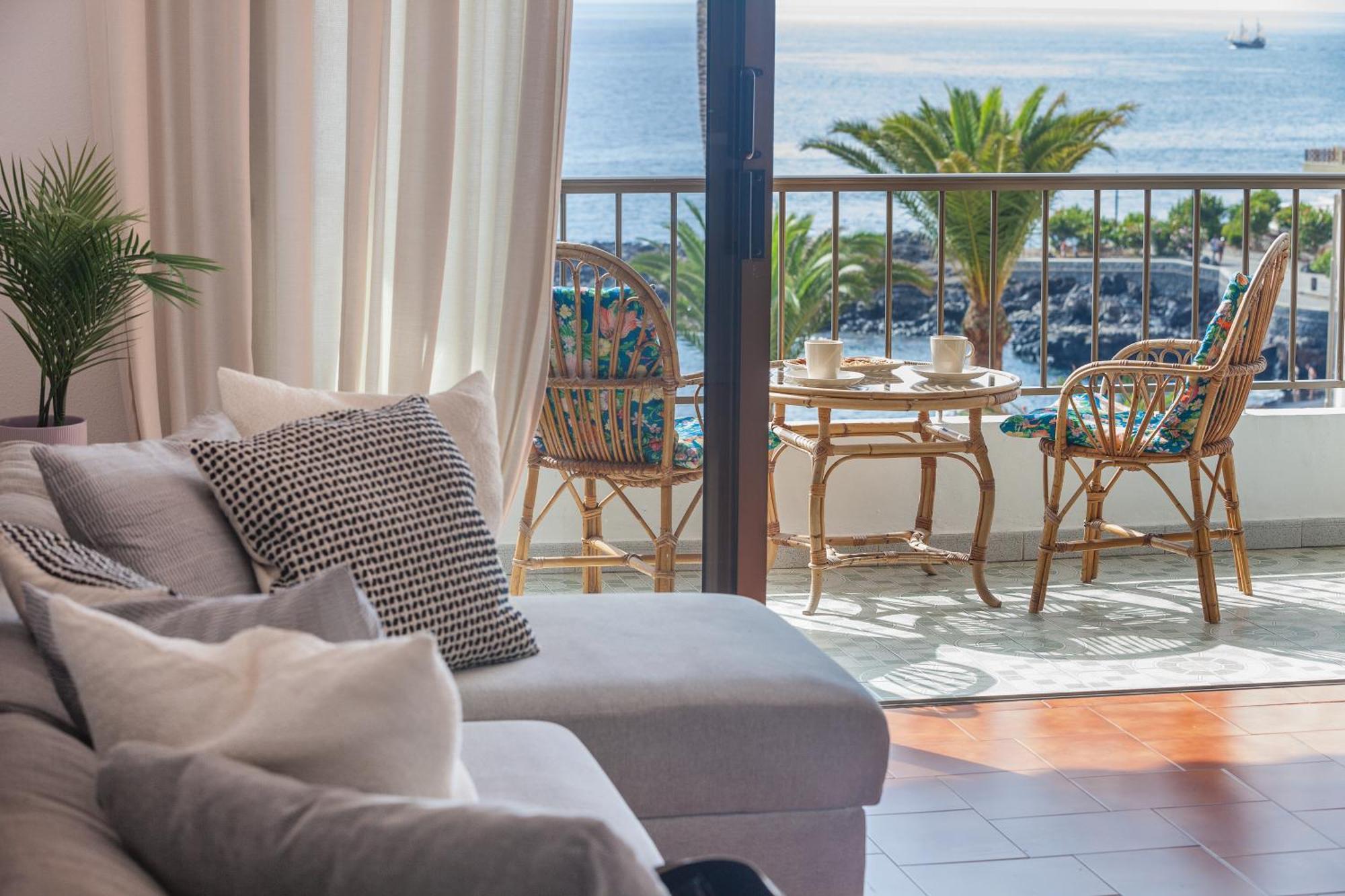 Casa De Franco - Ocean View, Terrace, Balcony, 50M From Playa La Arena, Fibre Net Apartment Puerto de Santiago  Luaran gambar